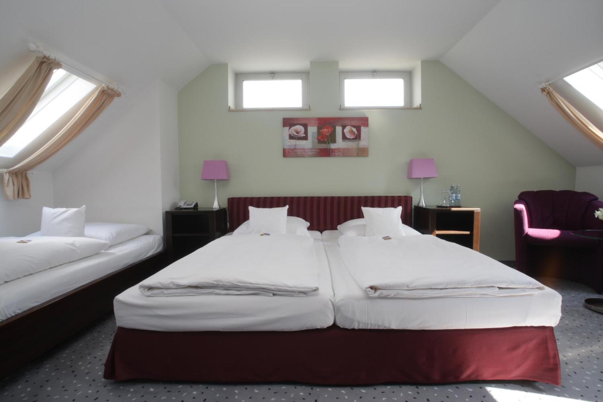 Hotel Unterfeldhaus Erkrath Zewnętrze zdjęcie